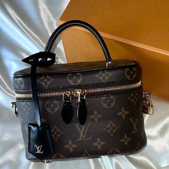 Louis Vuitton Vanity PM Bag - Picture 2 of 11